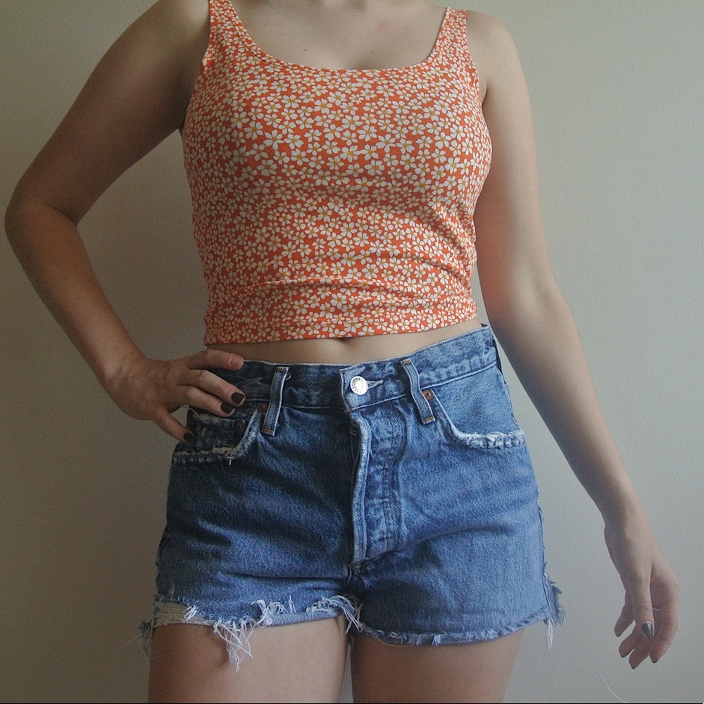 Forever 21 Orange Flower crop - Picture 1 of 3